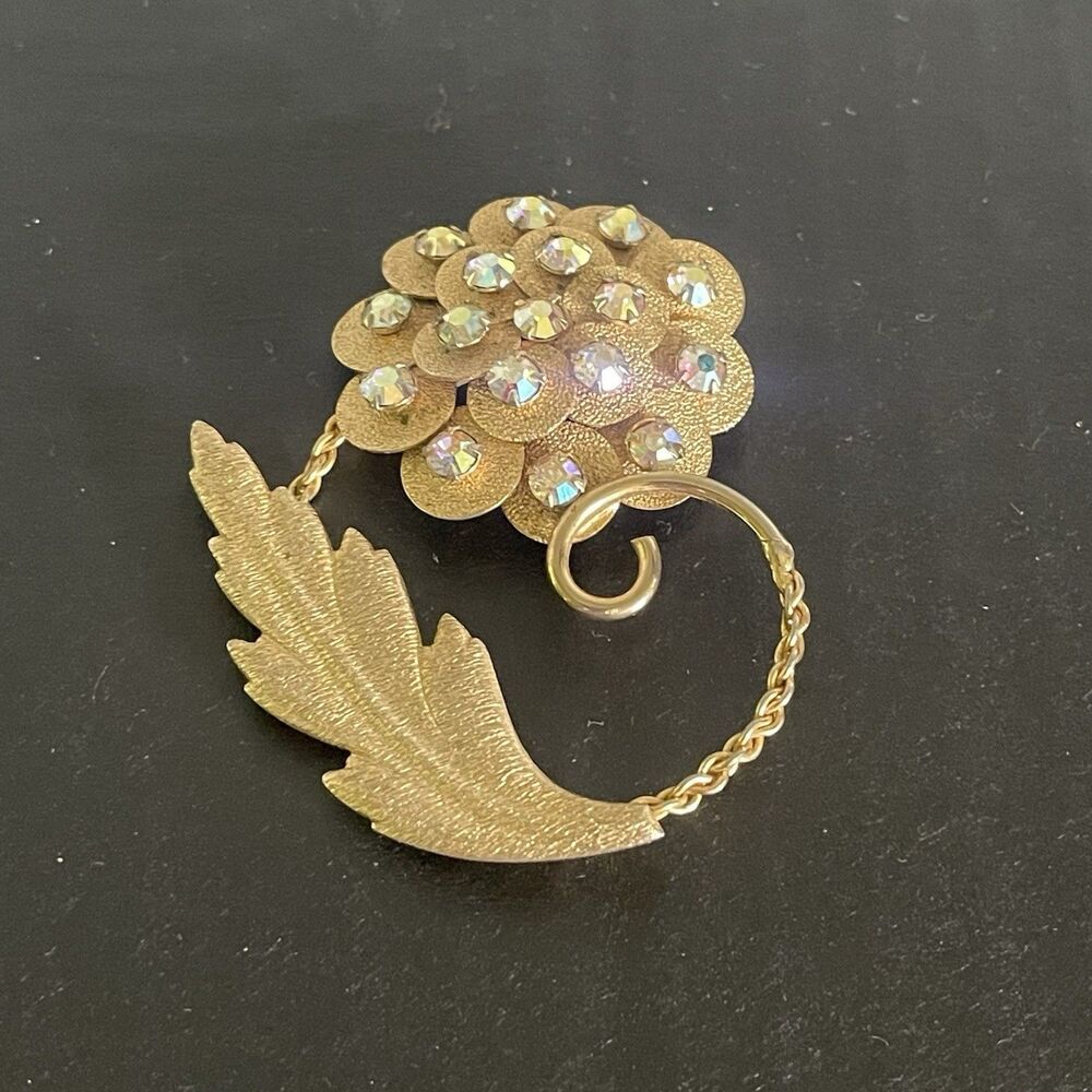 Vintage Gold Tone Flower Rhinestone Accents Textured Leaf Brooch Pin 2.5in